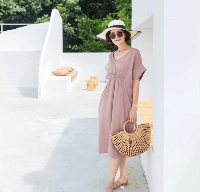 女人|40岁女人的夏季穿搭：不装嫩也不显老