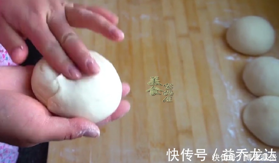 宝妈|家常烙饼掌握好这一步，做出来的饼柔软又筋道，简单易学零失败！