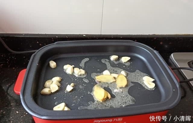 划算|外面卖198的海鲜焖锅,自己做成本只要68元,太划算了,还简单