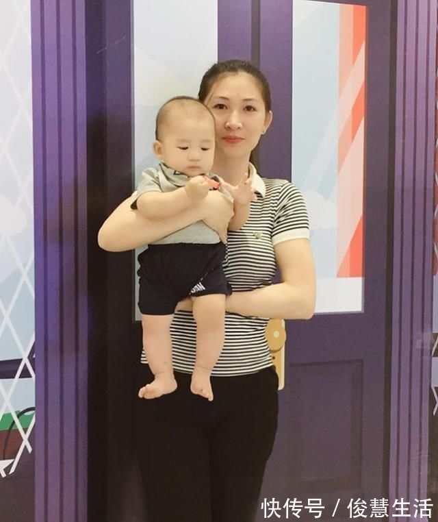 女子21岁开始生娃30岁已生5个孩子,其中4个还是剖腹产