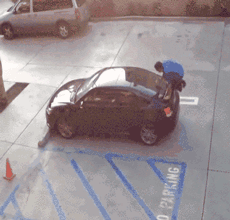 |搞笑GIF段子:媳妇你好重啊,咱们的表演搞砸了