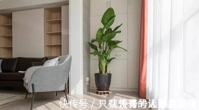 柜子|老公坚持装4米长电视柜,沙发墙“加厚”35公分完工都夸他机智