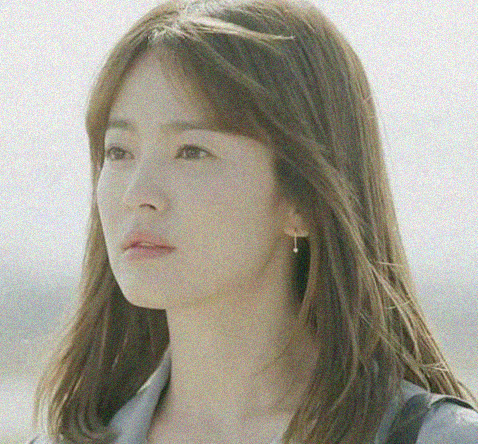 冻龄|女人别傻傻去剪发,今年流行这几款冻龄发型,尤其第4款,美爆了