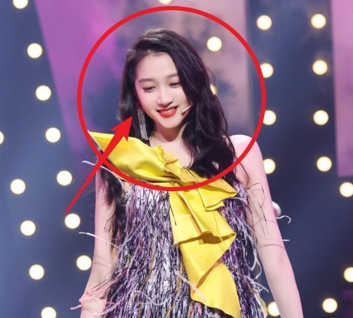 钟汉良|钟汉良关晓彤跳双人舞,切到特写镜头时,这身材我没看错吧?