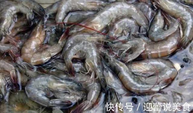 煮虾用冷水还是开水下锅很多人都做错了，难怪虾肉不鲜嫩
