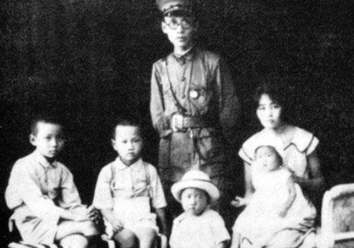 中国|被郭沫若抛弃的日本老婆,为抚养5个孩子打苦工,死后葬在中国