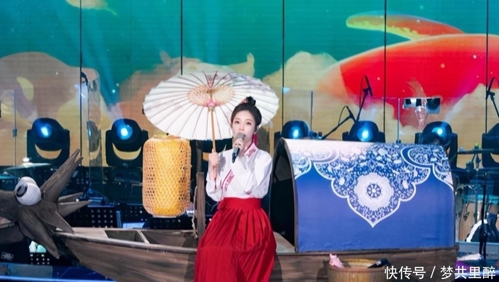 我们的歌|冯提莫唱出甜美版《大鱼》,与周深版别有一番风味,谢娜听后直夸