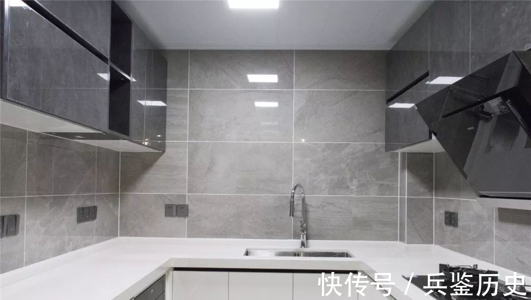 复古调|147㎡现代简约,淡雅温馨,年轻人的舒心之家