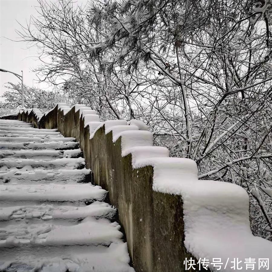 大悟|春雪降瑞：大悟出现罕见雪凇奇观