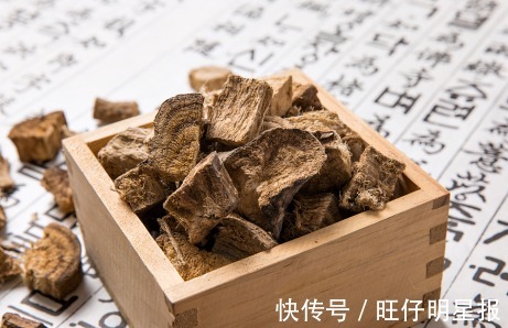 降压药|高血压的祸根不只是盐,医生:不想血管“报废”,还有3物要少吃