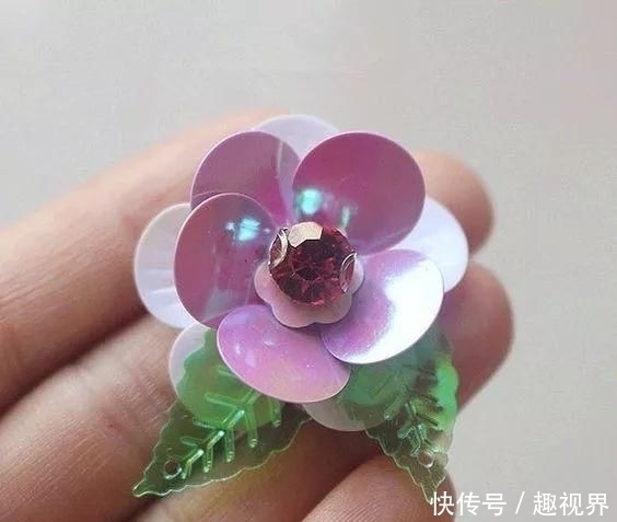  衣裤|旧衣裤都闲置了，不如用亮片来一场改造吧