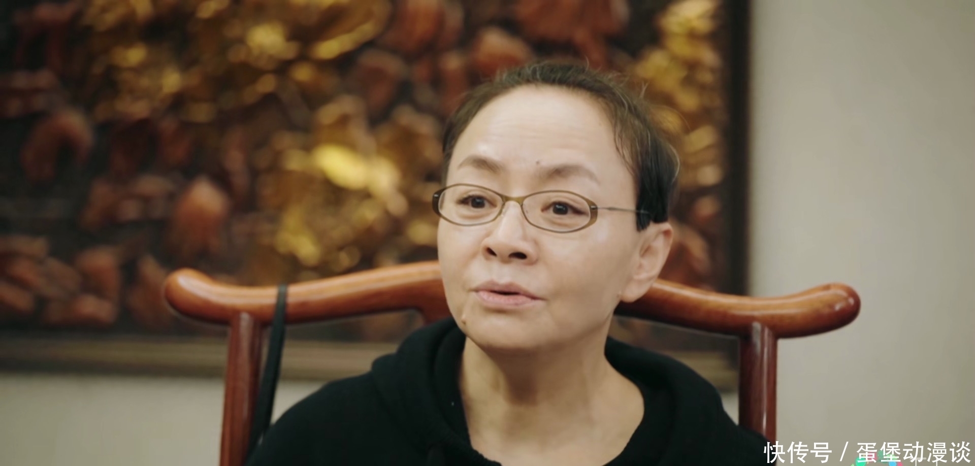 花儿与少年|《桃花坞》:初次见面成大型社死现场,九个小细节你注意到了吗?