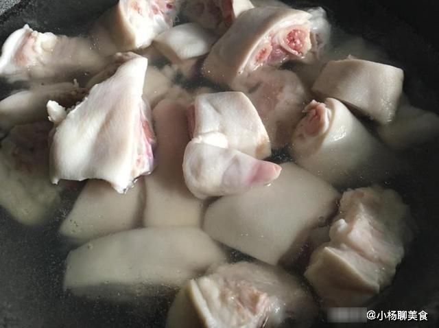 牛肉|这菜35元一斤,比牛肉养人,补钙强筋又健骨,家有老人孩子要多吃