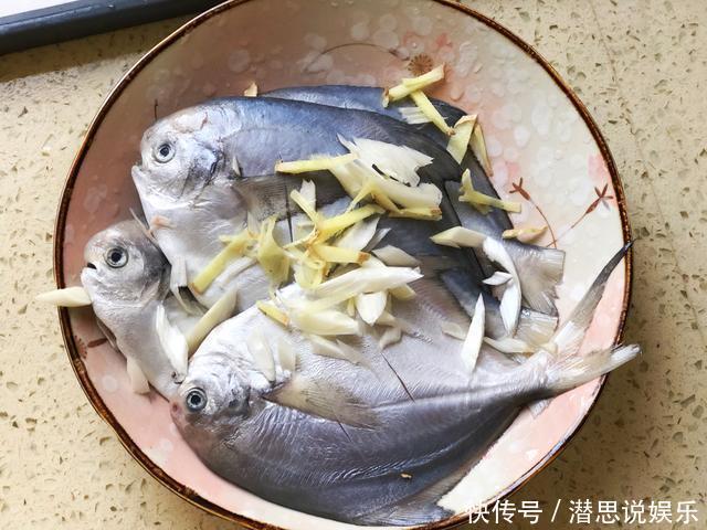 天冷,它和鱼是绝配,炖一锅上桌抢着吃,汤汁都不剩,太过瘾了