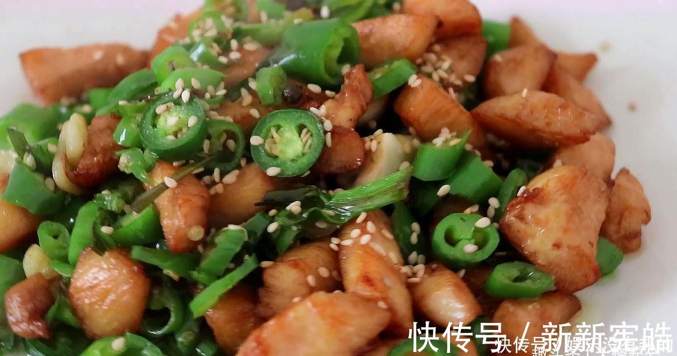 小丁|鸡胸肉最好吃的做法,一次一大盘不够吃,香辣过瘾,好吃不怕胖
