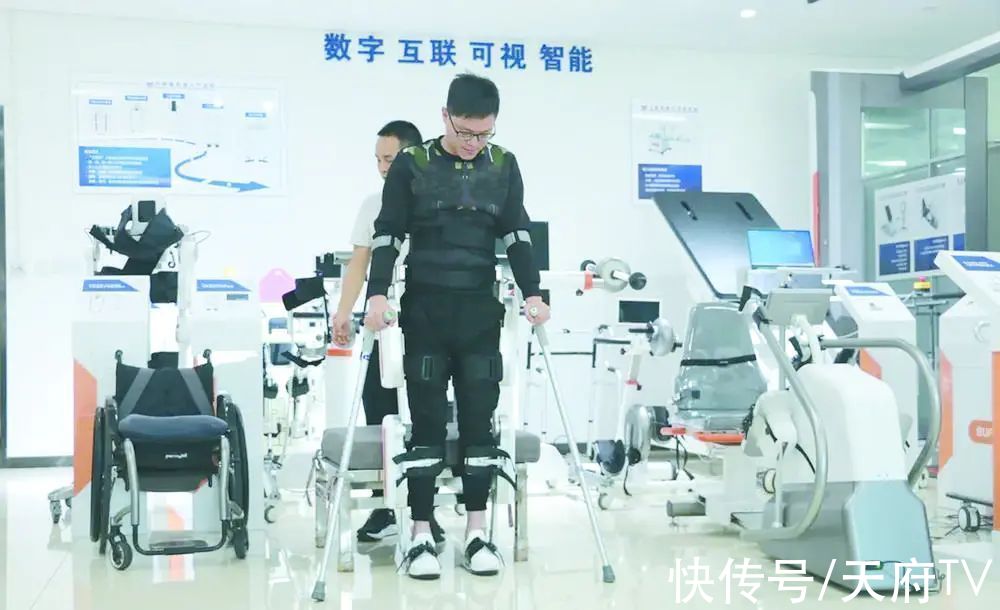 骨骼|“成都造”外骨骼机器人完成智能升级即将投用