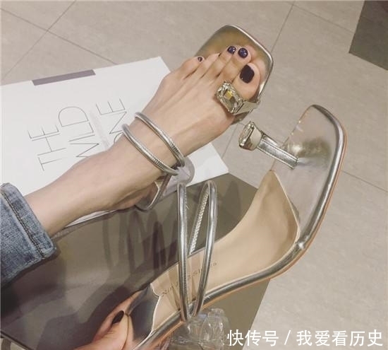 美足|时尚风情的高跟凉鞋,衬托美足优雅的气质