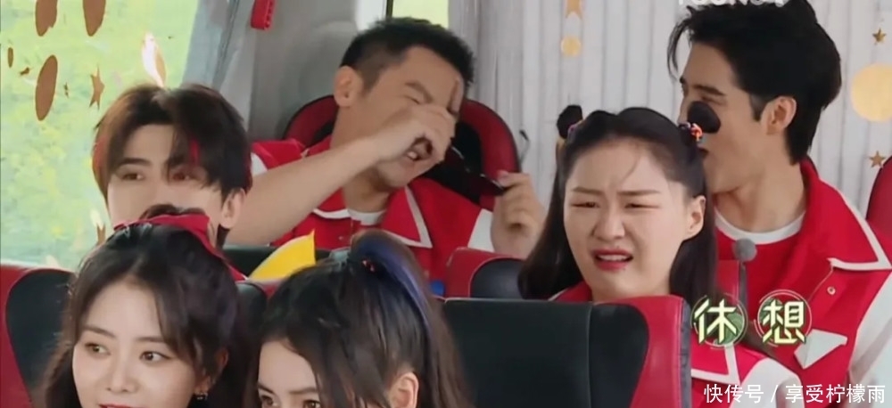 李晨|《奔跑吧兄弟》金靖狂撩蔡徐坤,这对CP太逗了