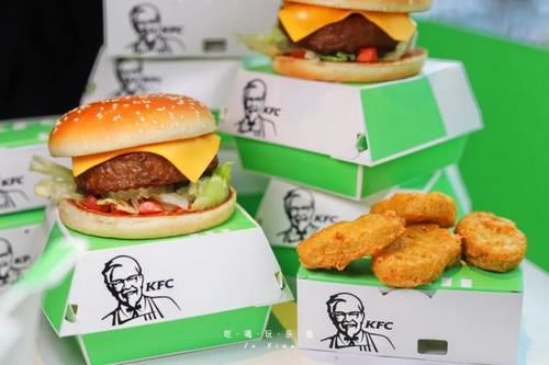  肯德基|肯德基变绿了！！！新品没有肉？？？