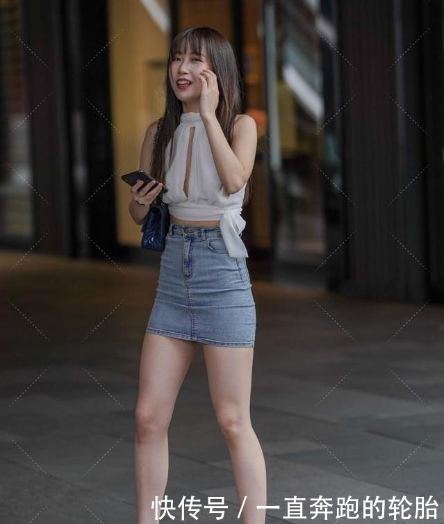 性感|性感的深v露背，结合端庄优雅的裙子，表现出女性的味道