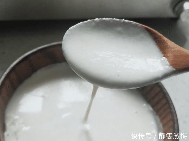 它是“清肺高手”，早餐吃1次，润肺止咳，咳嗽痰多的人应多吃