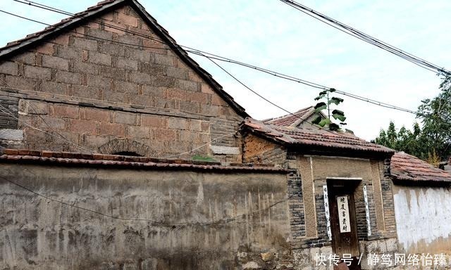 淄川张李村有个清代古建筑王家大院，青砖黛瓦，古色古香