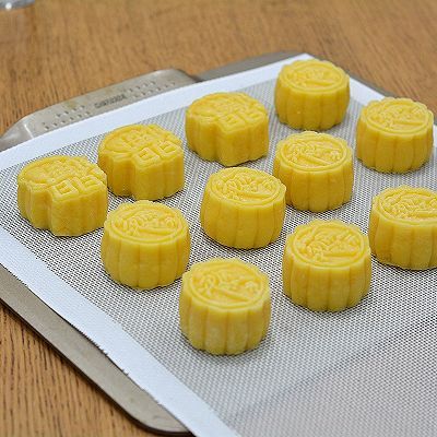 全脂奶粉|奶黄流心月饼
