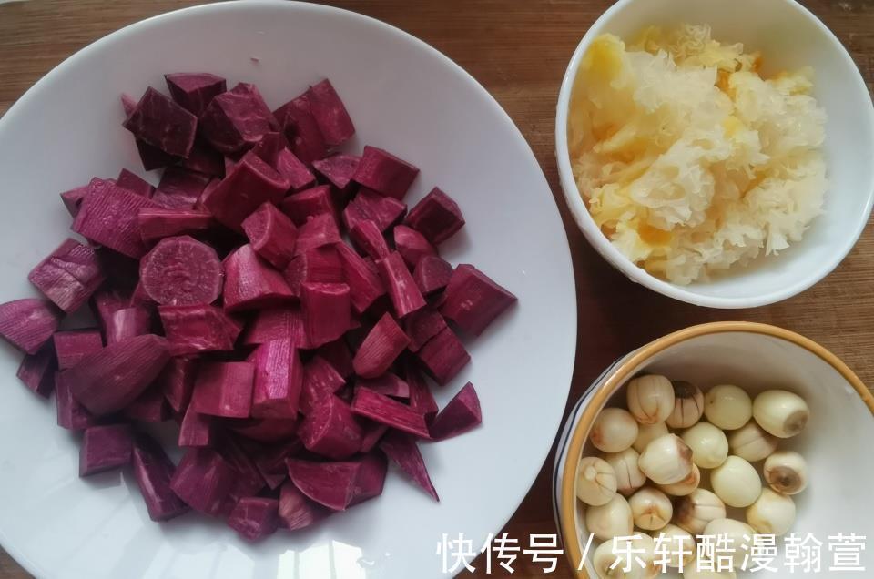 秋后多吃它，花青素是葡萄的5倍，滋润营养又美味，熬一熬真香啊