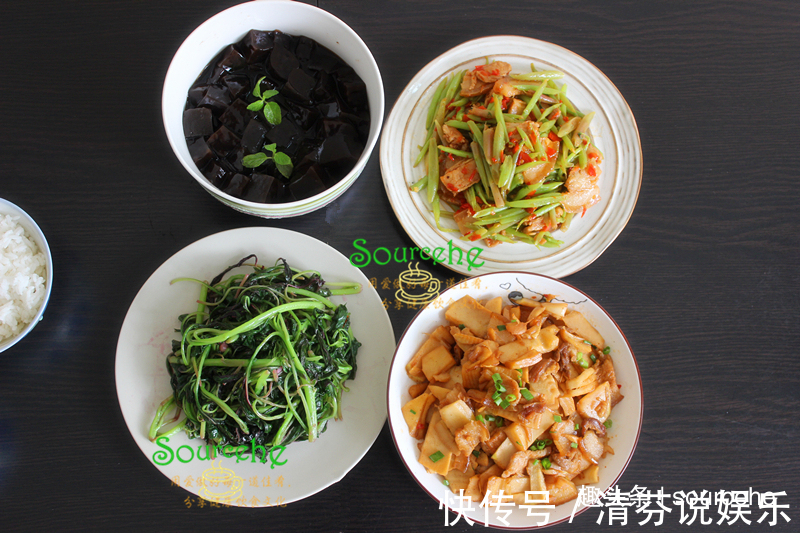 两单身闺蜜自己做晚餐,周一到周日7天不重样,你喜欢周几的