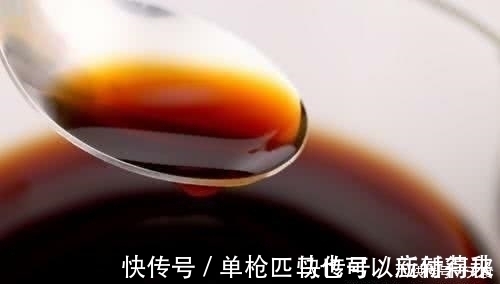 做鲫鱼时,加一点它,鱼刺“化于无形中”,从头吃到尾连渣都不剩