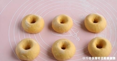 女儿不吃早餐，换个做法，出锅连吃3个，比馒头好吃，比油条健康