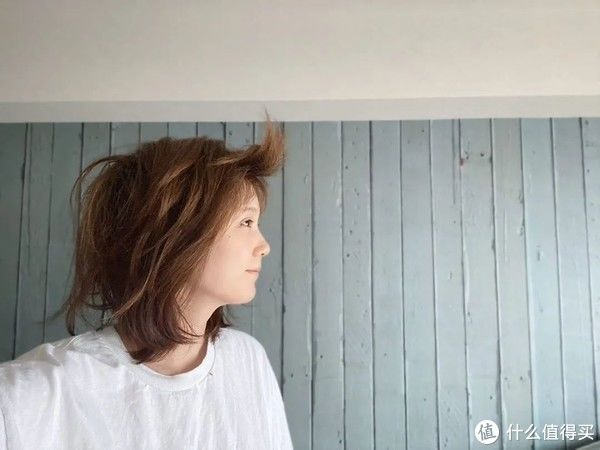 没带卸妆水怎么办？找这4种替代品就能搞定，第3个最常见