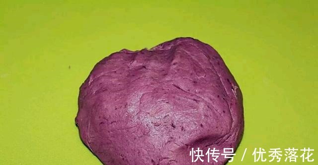 芝麻紫薯脆条,嘎嘣嘎嘣脆,想停也停不下来!