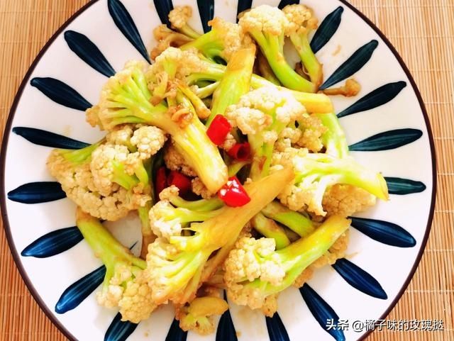 家常菜|香味俱佳的美食家常菜推荐：干煸菜花，菠菜凉拌粉丝，清炒苦瓜