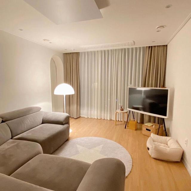 主妇|爱惨了韩国的极简之家,全屋干净到令人发指!连条毛巾都整整齐齐