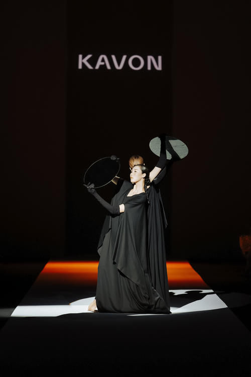 2021卡汶时尚集团「鱼菜共生未来」秋季大秀精彩发布