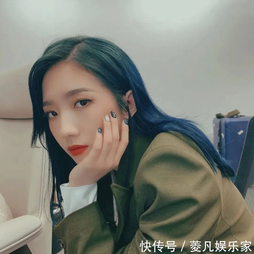 跟风女明星们的美甲风潮,get这4款,你就是秋冬季节最靓的崽