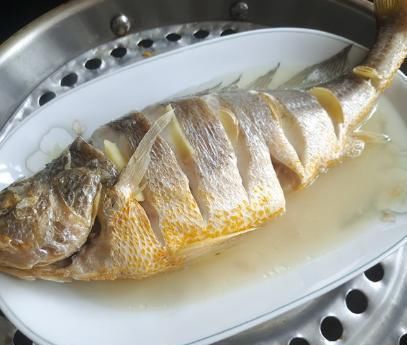 细嫩|蒸鲈鱼还不如这个鱼，便宜又营养，口感鲜美细嫩，蒸一蒸就能吃