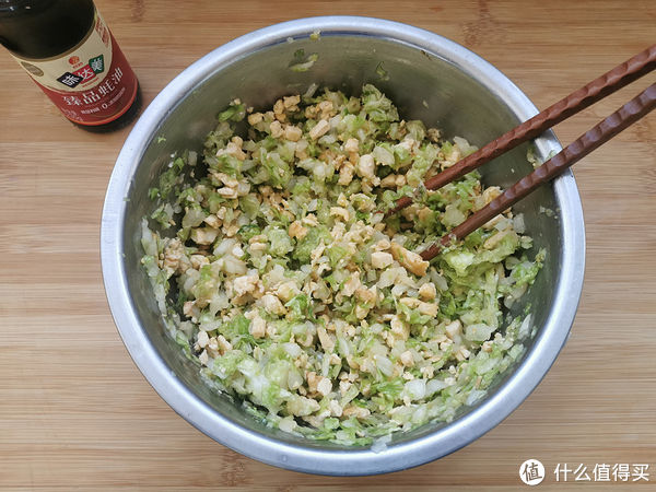 入一勺|天冷做馅儿饼，白菜和豆腐是最佳搭档，不放肉也好吃，比韭菜的香