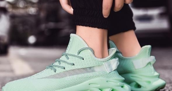 脚感力 曾经脚感力压阿迪耐克,颜值比亚瑟士高,如今却沦落无人知