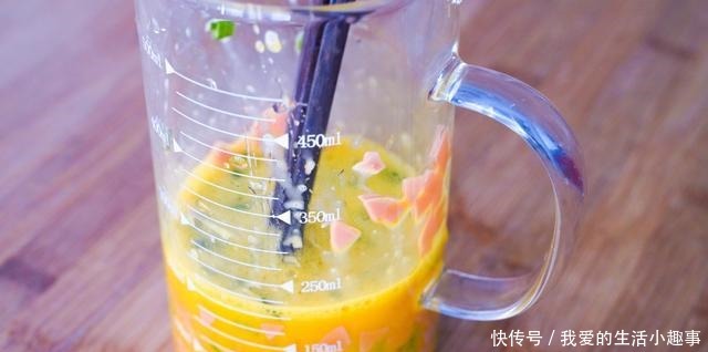 南瓜这样做真是太好吃了,1次做12个,香甜柔软,孩子点名吃