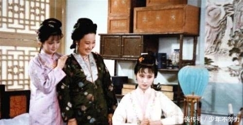 《红楼梦》贾母为何一直拖着宝黛婚事不落实?看明白的人太少