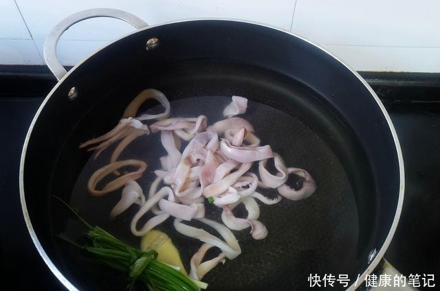 9月开海季,这道海鲜别错过,口感爽脆又鲜香,简单烹炒就很美味