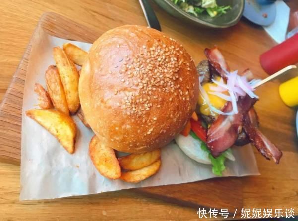 健康|专家提醒：晚上睡前尽量别吃东西，尤其是这2种食物，不妨了解下