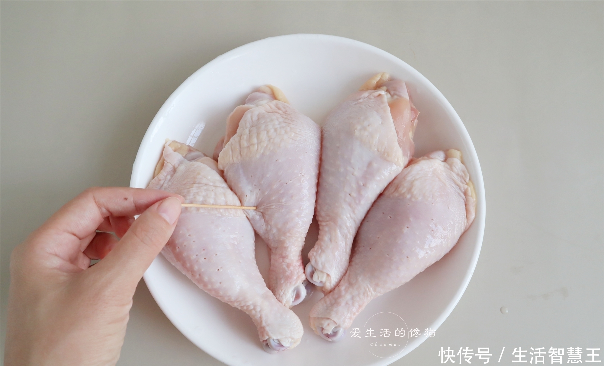 上桌|不用油的蜜汁烧鸡腿,腌一腌烤一烤,20分钟喷香上桌,网友狂点赞