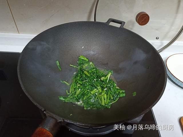 干锅花菜|18线小城镇老两口的晚餐,10元钱成本,热乎鲜美贼好吃