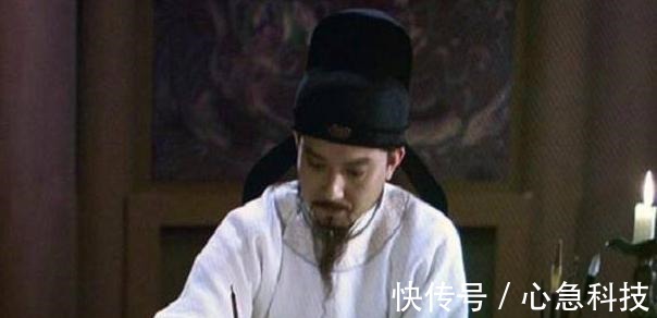 早发白帝城&李白杜甫巅峰一战,为同一处景点写诗,李白写出七言第一,杜甫呢