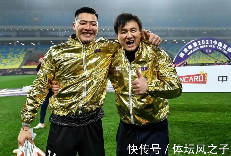 郝伟|泰山教练组将迎重大调整,三大功勋将离开,“小将”或将辅佐郝伟