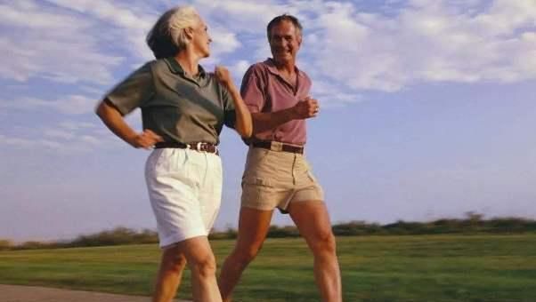 无论男女,50岁后,还能做到“5快”,通常都能长寿,如有恭喜你