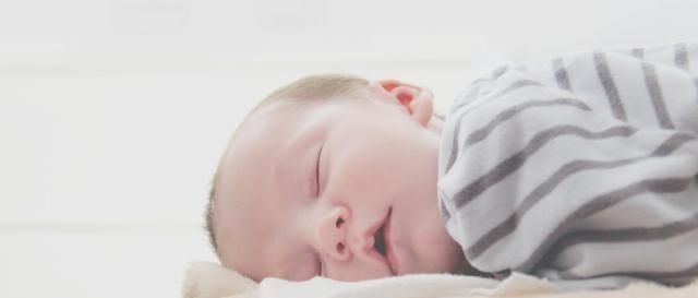 孩子|聪明的父母,每晚睡前跟孩子说这三句话,孩子会越来越优秀